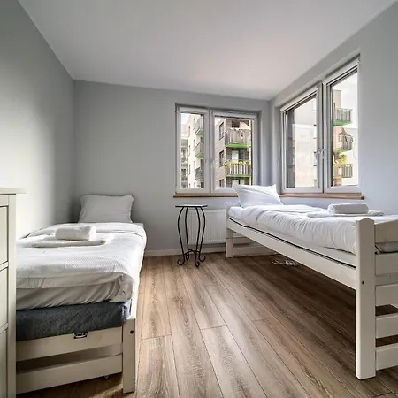 Апартаменты Babiego Lata Spacious Вроцлав