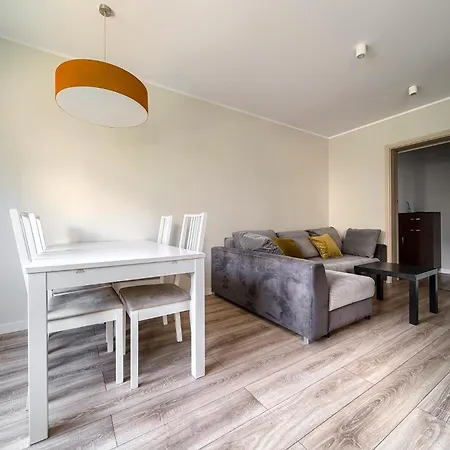 Babiego Lata Spacious Апартаменты Вроцлав