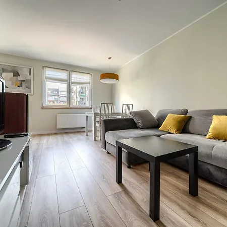 Babiego Lata Spacious Appartement